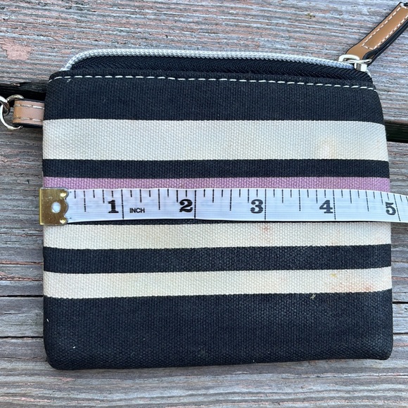 3/$25💜 Victoria’s Secret bag & coin purse. - Picture 8 of 11